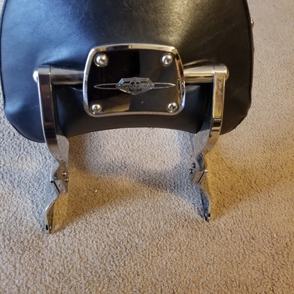 C90t Backrest and and backseat - Picture 3 of 4